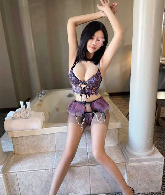 2 .jpg