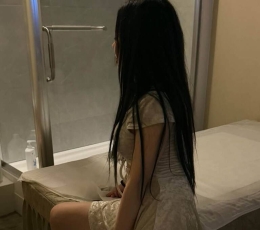 新到22岁中国女生，本人照片