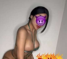 新到20岁拉丁美女，本人照片